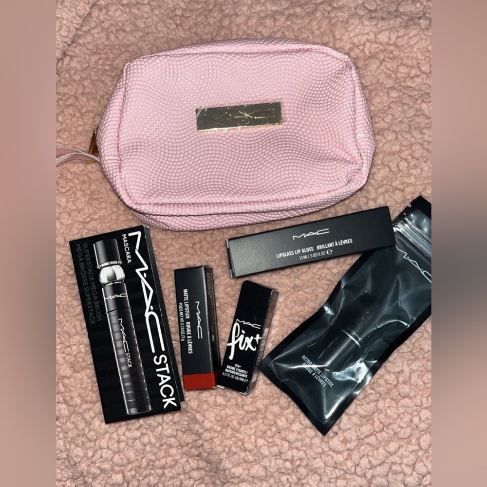 MAC Bundle